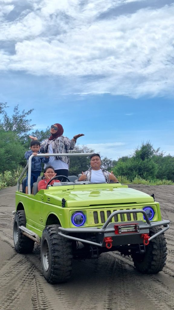 Wisata Jeep Pantai Goa Cemara Petualangan Seru di Selatan Jogja