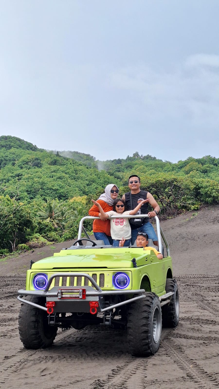 Paket Wisata Jeep Pantai Samas dan Jembatan Kretek 2, Petualangan Seru Menikmati Pesona Pantai Selatan Bantul