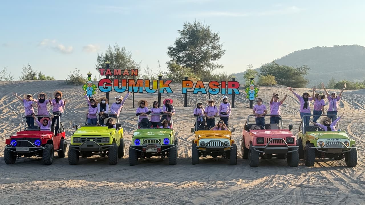Wisata Jeep Parangtritis Petualangan Seru Menjelajahi Gumuk Pasir